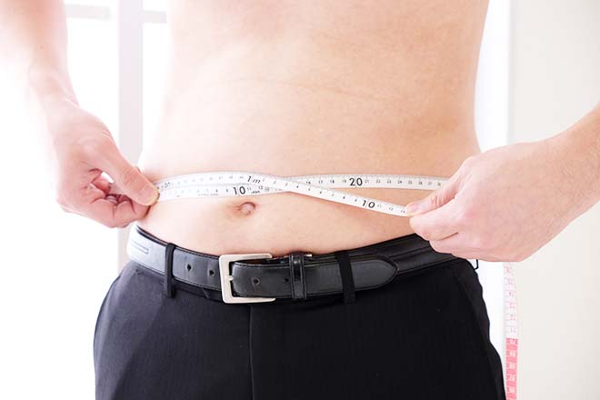 中年男性のお腹に脂肪がつく原因